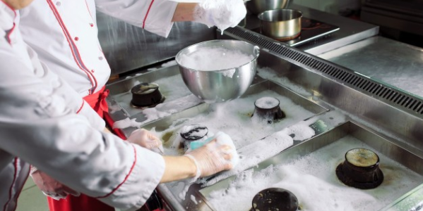 NETEJA A FONS ALS RESTAURANTS